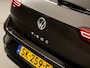 Volkswagen T-Roc 1.5 TSI Sport 150Pk (PANORAMADAK, VIRTUAL COCKPIT, APPLE CARPLAY, STUUR/STOELVERWARMING, LEDER, LED KOPLAMPEN, KEYLESS, ADAPTIVE CRUISE, GETINT GLAS, NIEUWSTAAT)