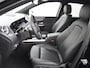 Mercedes-Benz B-klasse B 250e Luxury | Sfeerverlichting | Achteruitrij Camera | Stoelverwarming Voor | LED Koplampen | DAB+ Radio | Apple Carplay | Android Auto