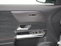 Mercedes-Benz EQA 250 Business Solution AMG 67 kWh Accu | Trekhaak Wegklapbaar | Sfeerverlichting | Alarm klasse 3 | Dodehoekassistent | DAB+ Radio | Night Pakket