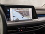 Volkswagen Golf 1.5 TSI Sport (SCHUIFDAK, 4 CILINDER, MEMORY SEATS, HEAD-UP DISPLAY, STUUR/STOELVERWARMING, DYNAMISCHE KNIPPERLICHTEN, SPORTSTOELEN, CAMERA, GETINT GLAS, ALCANTARA, NIEUWE APK, NIEUWSTAAT)