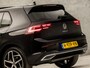 Volkswagen Golf 1.5 TSI Sport (SCHUIFDAK, 4 CILINDER, MEMORY SEATS, HEAD-UP DISPLAY, STUUR/STOELVERWARMING, DYNAMISCHE KNIPPERLICHTEN, SPORTSTOELEN, CAMERA, GETINT GLAS, ALCANTARA, NIEUWE APK, NIEUWSTAAT)