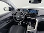 Peugeot 3008 1.6 HYbrid 225 Road Trip Automaat | Navigatie | Stoelverwarming | LED koplampen | Camera achter | Apple Carplay