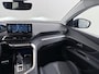 Peugeot 3008 1.6 HYbrid 225 Road Trip Automaat | Navigatie | Stoelverwarming | LED koplampen | Camera achter | Apple Carplay