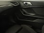 BMW 1-Serie 118i Sport Line | Sportstoelen | Carplay | Live Cockpit | Full LED | Navigatie | Half leder | Parkeerhulp | Climate control | Cruise control