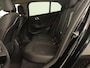 BMW 1-Serie 118i Sport Line | Sportstoelen | Carplay | Live Cockpit | Full LED | Navigatie | Half leder | Parkeerhulp | Climate control | Cruise control