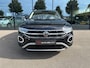 Volkswagen T-Roc 1.5 TSI 150pk DSG Style | Dode hoek | Camera | Carplay | Navi | Rijklaar incl. 1 jaar Bovag garantie