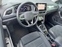 Volkswagen T-Roc 1.5 TSI 150pk DSG Style | Dode hoek | Camera | Carplay | Navi | Rijklaar incl. 1 jaar Bovag garantie
