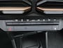 Dacia Duster 1.6 Hybrid 140 Extreme Automaat / Pack winter / Navigatie via Apple Carplay of Android Auto / Stuur-, Stoel en Voorruitverwarming / Achteruitrijcamera / Cruise control / Keyless Entry/Start / Climate control /
