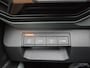 Dacia Duster 1.6 Hybrid 140 Extreme Automaat / Pack winter / Navigatie via Apple Carplay of Android Auto / Stuur-, Stoel en Voorruitverwarming / Achteruitrijcamera / Cruise control / Keyless Entry/Start / Climate control /