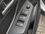 Toyota C-HR 1.8 Hybrid Active | Afn. Trekhaak | All-season | Navi | Adaptieve cruise | Climate control | Camera