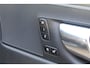 Volvo XC60 B5 Plus Dark | Incl. 12 maanden garantie | Trekhaak | Cruise Control | Verwarmde stoelen | Verwarmd stuurwiel | Apple Carplay/Android Auto | Elektrisch verstelbare voorstoelen | Elektrisch bedienbare achterklep | Lichtmetalen velgen | Bluetooth | DAB