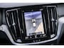 Volvo V60 T6 Recharge AWD R-Design | Trekhaak | Adaptive cruise control | Navigatie | Harman/Kardon | Stoel- Stuur-verw | BLIS | 360 camera | Actieve LED koplampen | Gelamineerde zijruiten | Apple Carplay / Android Auto |