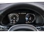 Volvo V60 T6 Recharge AWD R-Design | Trekhaak | Adaptive cruise control | Navigatie | Harman/Kardon | Stoel- Stuur-verw | BLIS | 360 camera | Actieve LED koplampen | Gelamineerde zijruiten | Apple Carplay / Android Auto |