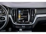 Volvo V60 T6 Recharge AWD R-Design | Trekhaak | Adaptive cruise control | Navigatie | Harman/Kardon | Stoel- Stuur-verw | BLIS | 360 camera | Actieve LED koplampen | Gelamineerde zijruiten | Apple Carplay / Android Auto |