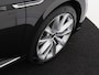 Volkswagen Arteon Shooting Brake 1.4 TSI eHybrid R-Line Business | Panoramadak | Trekhaak | Adaptieve demping | Lederen bekleding | Stoel- en stuurwielverwarming | Keyless | Achteruitrijcamera | Navigatie |
