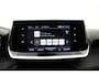 Peugeot 208 1.2T PureTech 100pk automaat Allure | Apple Carplay/Android Auto | Camera | Cruise Control | Airco | Navigatie | Licht metalen velgen | Voorraad | 1e eigenaar | Dealer onderhouden