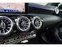 Mercedes-Benz A-klasse A 250e Automaat AMG Line | Nightpakket | Panoramadak | LED | Sfeerverlichting | Stoelverwarming | Keyless-Go | Parktronic met camera