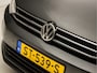Volkswagen Touran 1.4 TSI Sportline 7 Persoons 150Pk (APPLE CARPLAY, GROOT NAVI, CLIMATE, CAMERA, GETINT GLAS, SPORTSTOELEN, ADAPTIVE CRUISE, PARKEERSENSOREN, ELEK PAKKET, NIEUWE APK, NIEUWSTAAT)