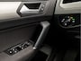 Volkswagen Touran 1.4 TSI Sportline 7 Persoons 150Pk (APPLE CARPLAY, GROOT NAVI, CLIMATE, CAMERA, GETINT GLAS, SPORTSTOELEN, ADAPTIVE CRUISE, PARKEERSENSOREN, ELEK PAKKET, NIEUWE APK, NIEUWSTAAT)