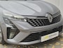 Renault Clio 1.0 TCe 90 Techno Handgeschakeld / Pack winter / Allseason banden / Navigatie via Apple Carplay of Android Auto / Achteruitrijcamera / Stuur-, en Stoelverwarming / Keyless Entry/Start / Cruise control / Draadloze telefoon lader /