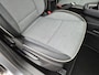 Renault Clio 1.0 TCe 90 Techno Handgeschakeld / Pack winter / Allseason banden / Navigatie via Apple Carplay of Android Auto / Achteruitrijcamera / Stuur-, en Stoelverwarming / Keyless Entry/Start / Cruise control / Draadloze telefoon lader /