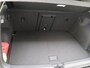 Volkswagen Golf 1.0 eTSI Life | Achteruitrijcamera | Navigatie | Adaptieve cruise control | Sfeerverlichting | Draadloze telefoonlader | CarPlay |