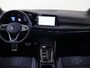 Volkswagen Golf 1.5 eTSI R-Line | Panoramadak | Navigatie | Parkeersensoren | Adaptieve cruise control | Sfeerverlichting | CarPlay | Draadloze telefoonlader |