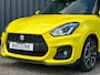 Suzuki Swift 1.4 Boosterjet 140pk Sport I Winterset I Stoelverwarming I Keyless Entry I Adaptieve Cruise I Camera I Navigatie I Climate Control I