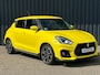 Suzuki Swift 1.4 Boosterjet 140pk Sport I Winterset I Stoelverwarming I Keyless Entry I Adaptieve Cruise I Camera I Navigatie I Climate Control I