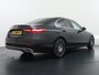 Mercedes-Benz C-klasse 180 Luxury Line Modeljaar 2022 | Achteruitrij Camera | Stoelverwarming | LED Koplampen | Smartphone Integratie | Klasse 3 Alarm | 18" Multispaaks wielen | DAB+ Radio