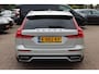 Volvo V60 2.0 B4 R-Design / Trekhaak / Panoramadak / 360Camera / Head-up / Luxe Leder / 19'' / Harman Kardon / Keyless / CarPlay / Stuur+Stoelverwarming / DAB / ACC