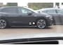 Volvo V60 2.0 B4 R-Design / Trekhaak / Panoramadak / 360Camera / Head-up / Luxe Leder / 19'' / Harman Kardon / Keyless / CarPlay / Stuur+Stoelverwarming / DAB / ACC