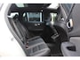 Volvo V60 2.0 B4 R-Design / Trekhaak / Panoramadak / 360Camera / Head-up / Luxe Leder / 19'' / Harman Kardon / Keyless / CarPlay / Stuur+Stoelverwarming / DAB / ACC
