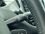 Peugeot 208 Signature 110pk Automaat | Navigatie | Airco | Parkeersensoren | Cruise Control | Apple Carplay / Android Auto | Bluetooth | DAB+ radio | Armsteun | Regensensor | Elektrisch inklapbare spiegels | Automatisch dimlicht | Afneembare Trekhaak |
