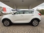 Kia Sportage 1.6 GDI DynamicLine / Parkeersensoren / Camera / Bluetooth / Navi