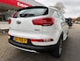Kia Sportage 1.6 GDI DynamicLine / Parkeersensoren / Camera / Bluetooth / Navi