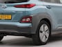 Hyundai Kona Electric EV Premium 64 kWh | Vaste trekhaak | Navigatie | Lederen bekleding | Electr.voorstoelen | Apple Carplay | Parkeersensoren voor en achter |