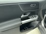 Mercedes-Benz B-klasse 200 Luxury-Line | Panorama schuif/kanteldak | MultiBeam Led | Night pakket | Apple CarPlay | Thermotronic Climate Control | Parkeer - en Spiegel pakket | Kleur: MANUFAKTUR mountaingrijs magno| Inclusief 24 maanden MB Certified garantie voor Europa.