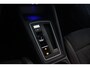 Volkswagen Golf 1.5 eTSI Style Camera | IQ Light | Memorystoel | Carplay | Stoelverw. | Adapt. Cruise | 17" LMV | PDC V+A