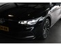 Volkswagen Golf 1.5 eTSI Style Camera | IQ Light | Memorystoel | Carplay | Stoelverw. | Adapt. Cruise | 17" LMV | PDC V+A