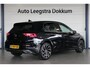 Volkswagen Golf 1.5 eTSI Style Camera | IQ Light | Memorystoel | Carplay | Stoelverw. | Adapt. Cruise | 17" LMV | PDC V+A