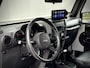 Jeep Wrangler 3.8i Sport Automaat | XRC Bumpers | Mopar Zijschermen | Rollcage | LED | Afneembaar Dak | Custom Uitlaat | Apple Carplay | 4-Zits | Offroadbanden | Hardtop