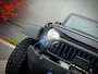 Jeep Wrangler 3.8i Sport Automaat | XRC Bumpers | Mopar Zijschermen | Rollcage | LED | Afneembaar Dak | Custom Uitlaat | Apple Carplay | 4-Zits | Offroadbanden | Hardtop