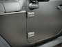 Jeep Wrangler 3.8i Sport Automaat | XRC Bumpers | Mopar Zijschermen | Rollcage | LED | Afneembaar Dak | Custom Uitlaat | Apple Carplay | 4-Zits | Offroadbanden | Hardtop