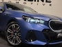 BMW 5-Serie 520i M SPORTPAKKET INDIVIDUAL PANORAMA ASSIST KEYLESS LEDER MATT GARANTIE NAP APK