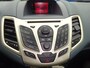 Ford Fiesta 1.25 Ghia Climate controle, Cruise controle, Parkeersensoren, Trekhaak, Lichtmetalen velgen