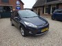 Ford Fiesta 1.25 Ghia Climate controle, Cruise controle, Parkeersensoren, Trekhaak, Lichtmetalen velgen
