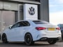 Mercedes-Benz A-klasse 180 AMG Line 136 Pk | Widescreen | Stoelverwarming | Matrix LED | Camera | Sfeerverlichting | Apple carplay & Android Auto |