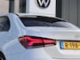 Mercedes-Benz A-klasse 180 AMG Line 136 Pk | Widescreen | Stoelverwarming | Matrix LED | Camera | Sfeerverlichting | Apple carplay & Android Auto |