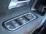 Mercedes-Benz A-klasse 180 AMG Line 136 Pk | Widescreen | Stoelverwarming | Matrix LED | Camera | Sfeerverlichting | Apple carplay & Android Auto |